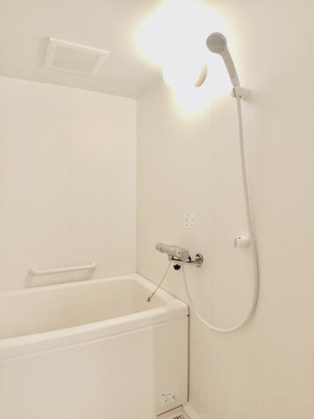 ベルメゾン瑞江の浴室