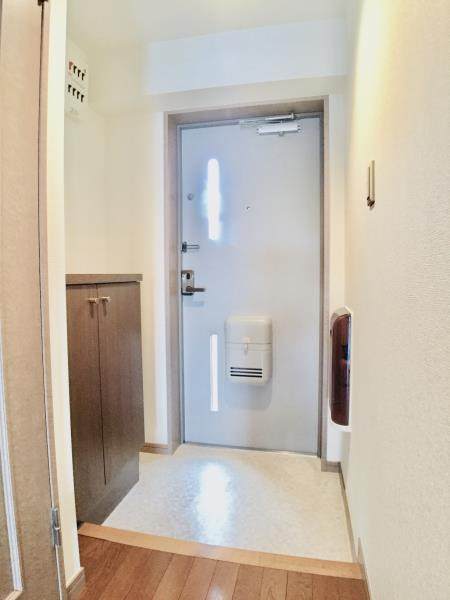 ベルメゾン瑞江の玄関