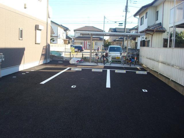 アスセーナの駐車場