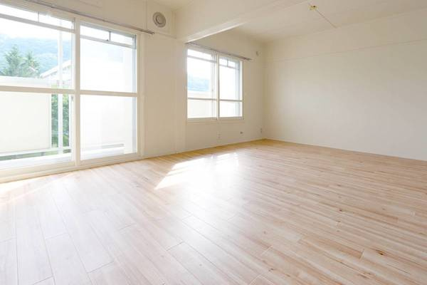 ビレッジハウス新川7号棟の居間・リビング|ビレッジハウスの同一物件・同一タイプの間取りの写真です