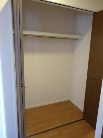 グレース・タウン　なみの内装|廊下収納