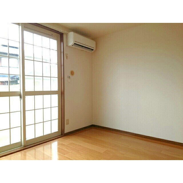 ドルフィンハイムの居間・リビング