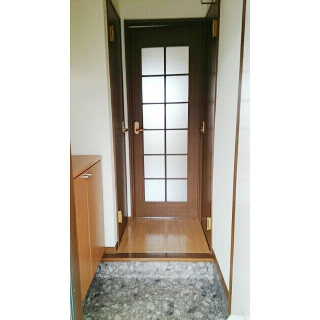 ドルフィンハイムの玄関