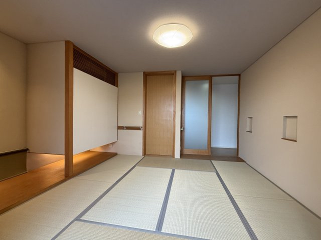 苦楽園一番町戸建の和室