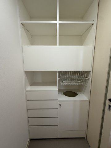 苦楽園一番町戸建の収納