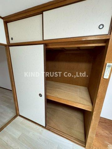 AKビルの収納|小物を収納するのに便利です