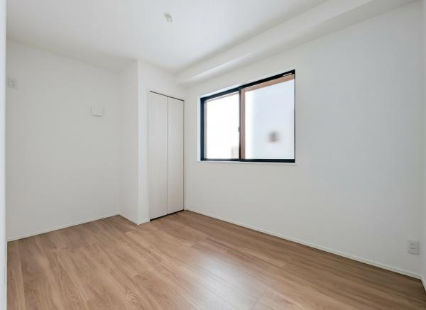 横浜市神奈川区西寺尾３丁目の新築一戸建の洋室|落ち着きのある洋室です！
休日はこちらでおくつろぎ下さい♪