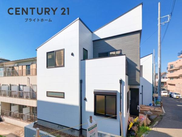 横浜市神奈川区西寺尾３丁目の新築一戸建の外観|いつでもご案内可能です！
お車でご自宅まで送迎承ります。