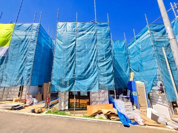 横浜市神奈川区西寺尾３丁目の新築一戸建の前面道路含む現地写真|陽当りの良さ、住環境を現地にてご確認下さい！
周辺環境も合わせてご案内させて頂きます！
