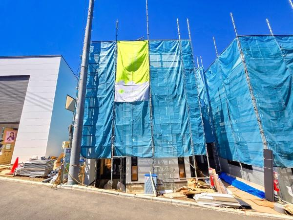 横浜市神奈川区西寺尾３丁目の新築一戸建の前面道路含む現地写真|車通りが少ない為、小さなお子様にも安心です。
是非一度、現地へ起こしください。