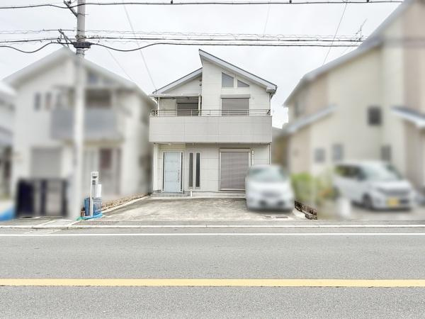 【前面道路含む現地写真】 | 閑静な住宅街でとても落ち着いた環境ですね！