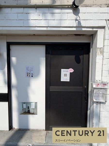 泉尾1丁目路面店舗の玄関|★引き戸の入り口です★