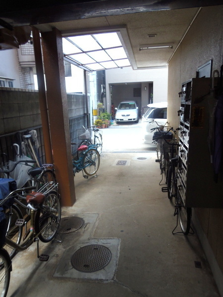 山川コーポのエントランス|★建物入口★