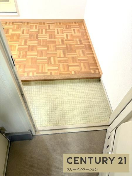 紀洋木材ビルの玄関|★玄関こんな感じです★