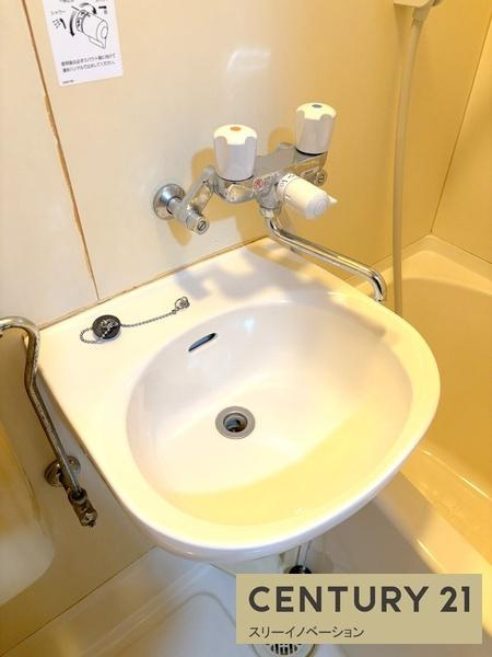 紀洋木材ビルの洗面所|★洗面台です★