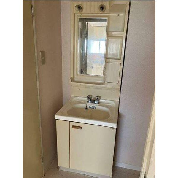 マンションマウンテン北島の洗面所