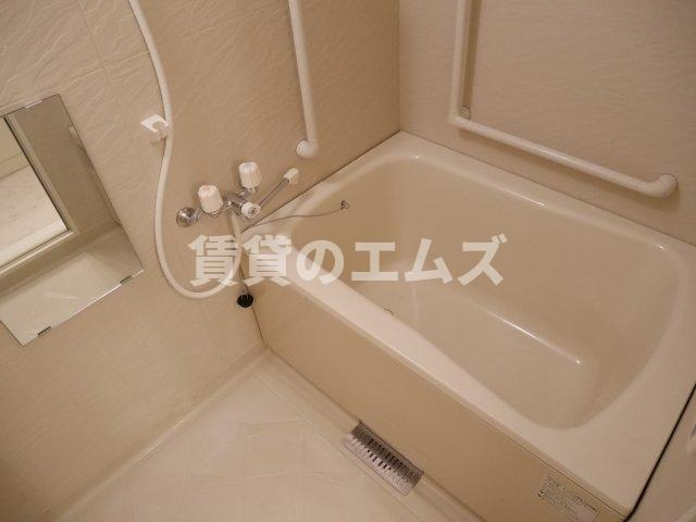【浴室】 | トゥリートップ | トゥリートップの風呂