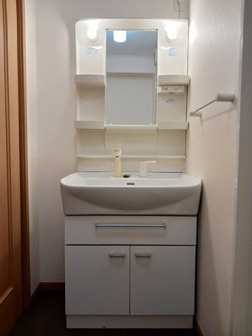 クリスタルコートＡの洗面所