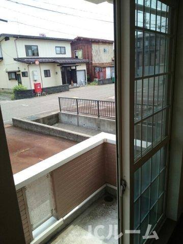 ヒーローＡのバルコニー