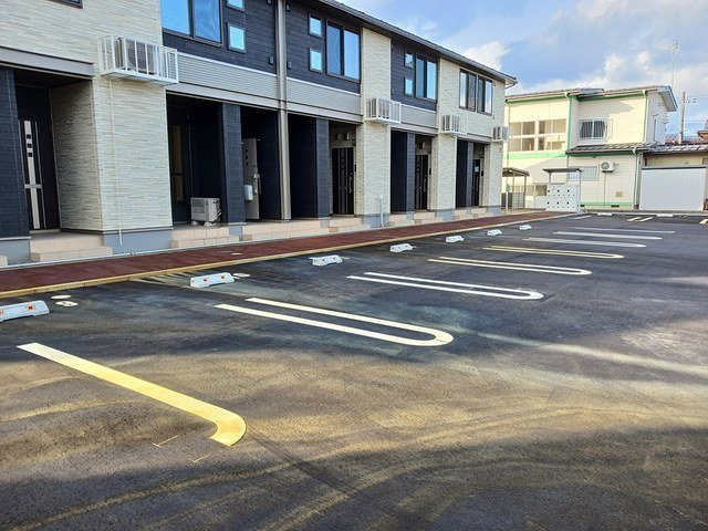 クラール南城　Ｂの駐車場