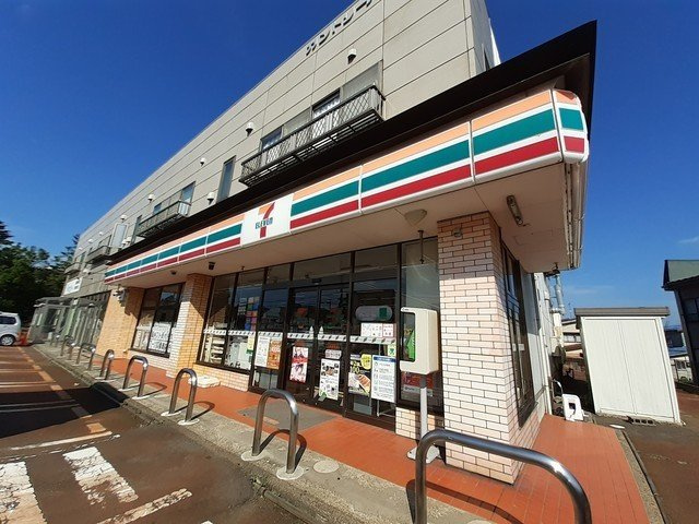 クラール南城　Ｂの周辺|セブンイレブン上越南城店まで350m