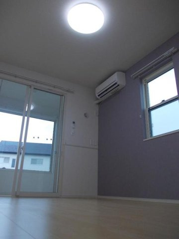 レーヴ　Ⅵの居間・リビング