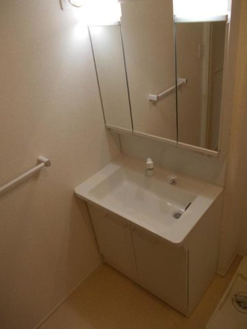 レーヴ　Ⅵの洗面所