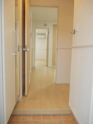 レーヴ　Ⅵの玄関