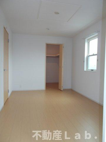 グレイス・ブリアンのその他