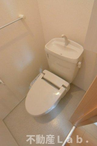 ヌーベル・カーサⅡのトイレ