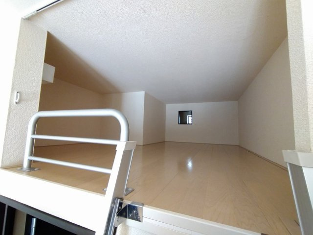 レオネクストアナスタシアの内装|ロフト付き♪