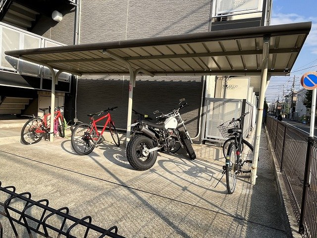 レオパレスＫＩＶＡのその他|駐輪場　原付＆自転車のみ駐輪可能