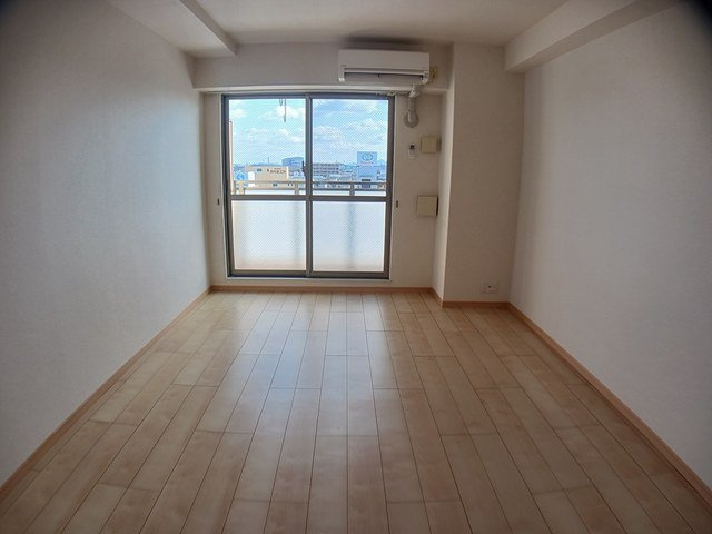 アーバンツァの内装