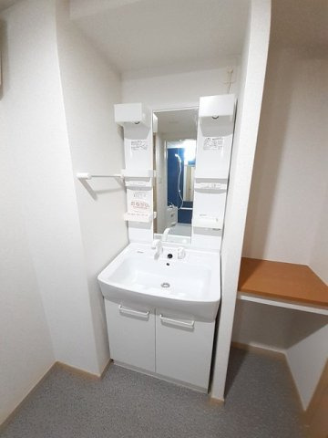 カーサ　セレノの洗面所