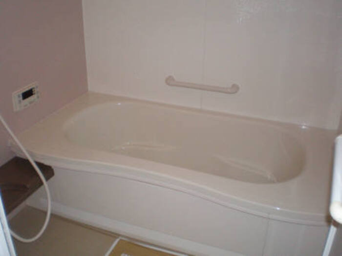 リビングタウン福　B棟の浴室