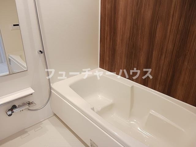 ロイヤル　オークの浴室