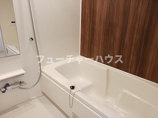 ロイヤル　オークの浴室