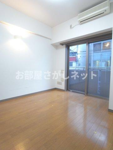 パレステュディオ飯田橋の居間・リビング