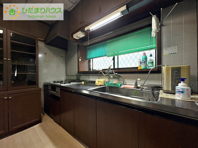 日立市田尻町2丁目　中古戸建のキッチン|収納豊富なキッチンになります♪
