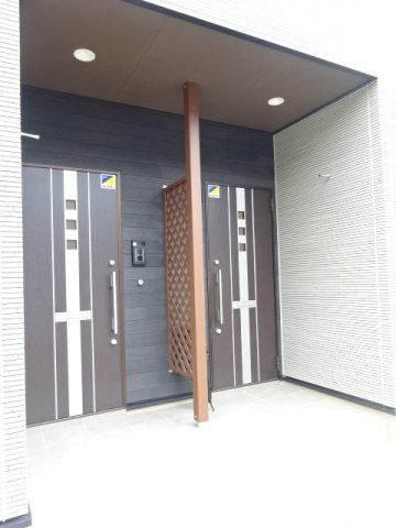 シルキーハイツⅦの玄関|シンプルで使いやすい玄関です
