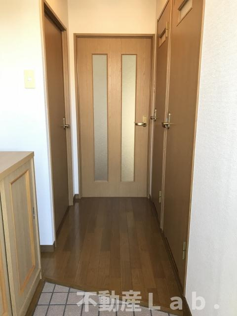 モントレ妙見の玄関