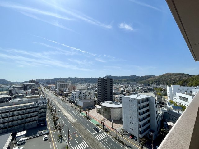 アルファステイツ梅ノ辻の展望|１４階建１１階部分。上層階からの眺望が魅力のお部屋です。