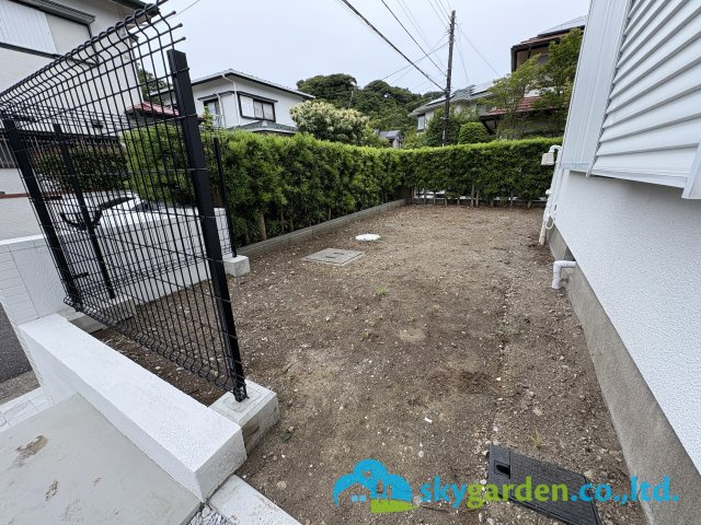鎌倉市浄明寺六丁目　中古戸建　の庭|西側の庭