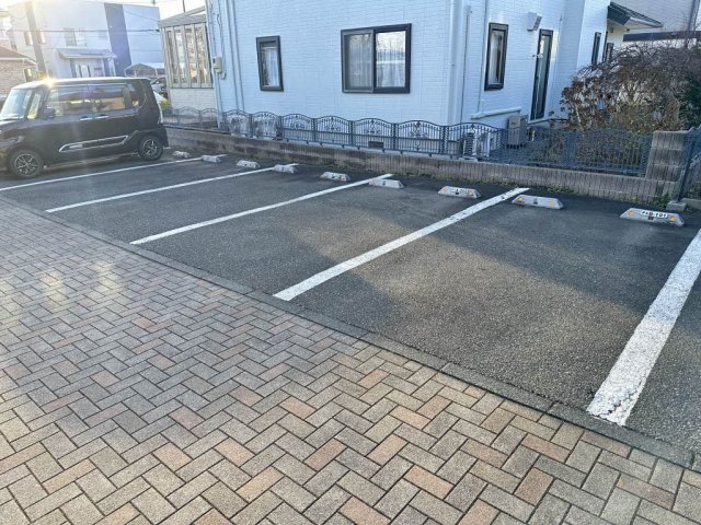 サン・ペガサス Ｂの駐車場