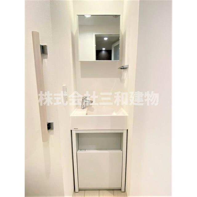 Ｂｅｖｅｒｌｙ　Ｈｏｍｅｓ　赤塚公園Ⅱの独立洗面台