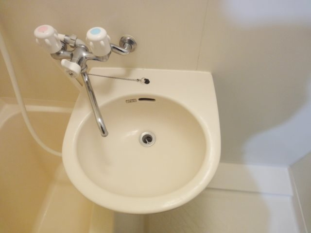 クロード・サンⅠの洗面所|独立洗面台で身支度をすべて済ませてしまいましょう