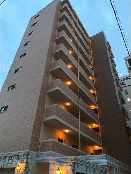 サムティ江坂JuReveの外観