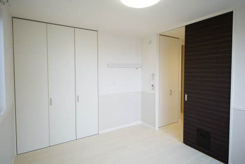 シャーメゾン ドレッセの収納