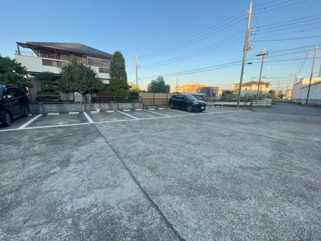 八千代市高津東２丁目の駐車場