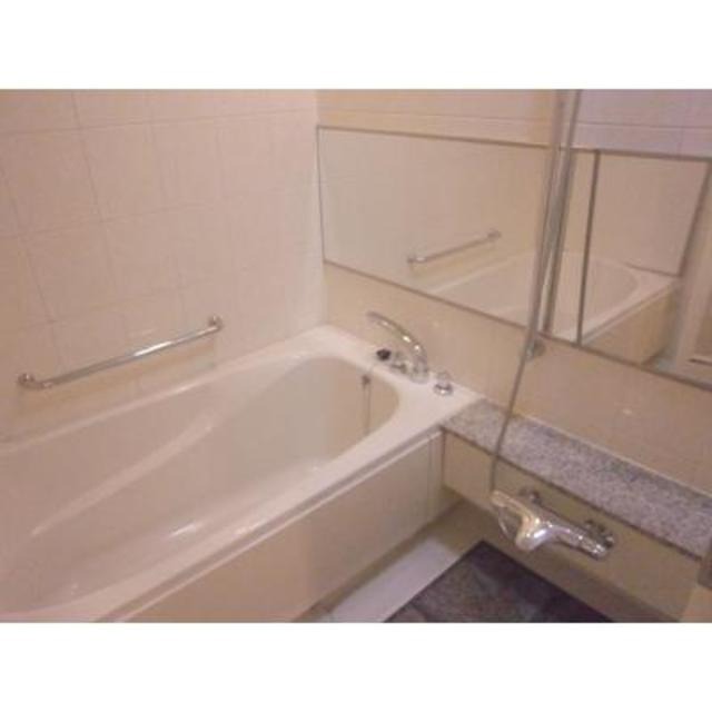 紀尾井町ガーデンタワーの浴室|※写真は同タイプ住戸です。